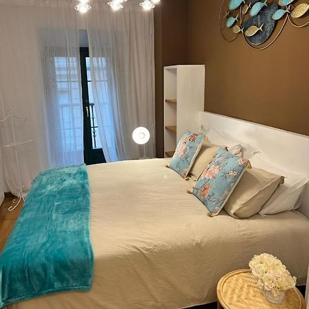 ריבאדסלה Apartamentos El Escudo Centro מראה חיצוני תמונה