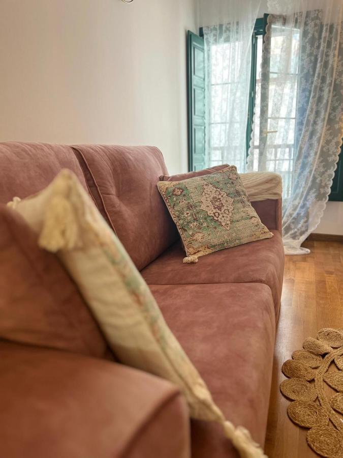 ריבאדסלה Apartamentos El Escudo Centro מראה חיצוני תמונה