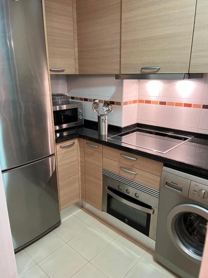 ריבאדסלה Apartamentos El Escudo Centro מראה חיצוני תמונה