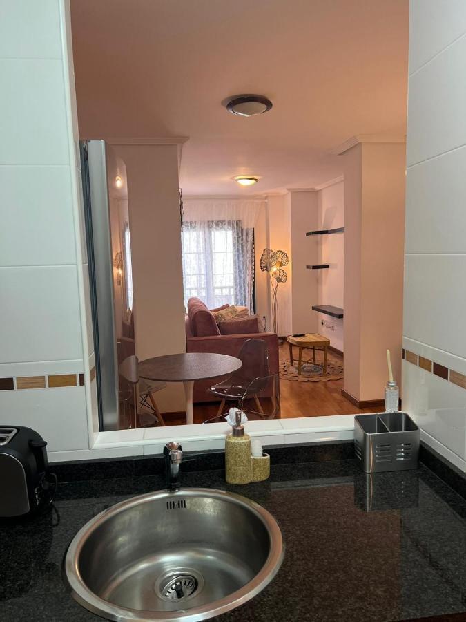 ריבאדסלה Apartamentos El Escudo Centro מראה חיצוני תמונה