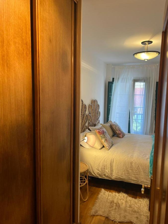 ריבאדסלה Apartamentos El Escudo Centro מראה חיצוני תמונה